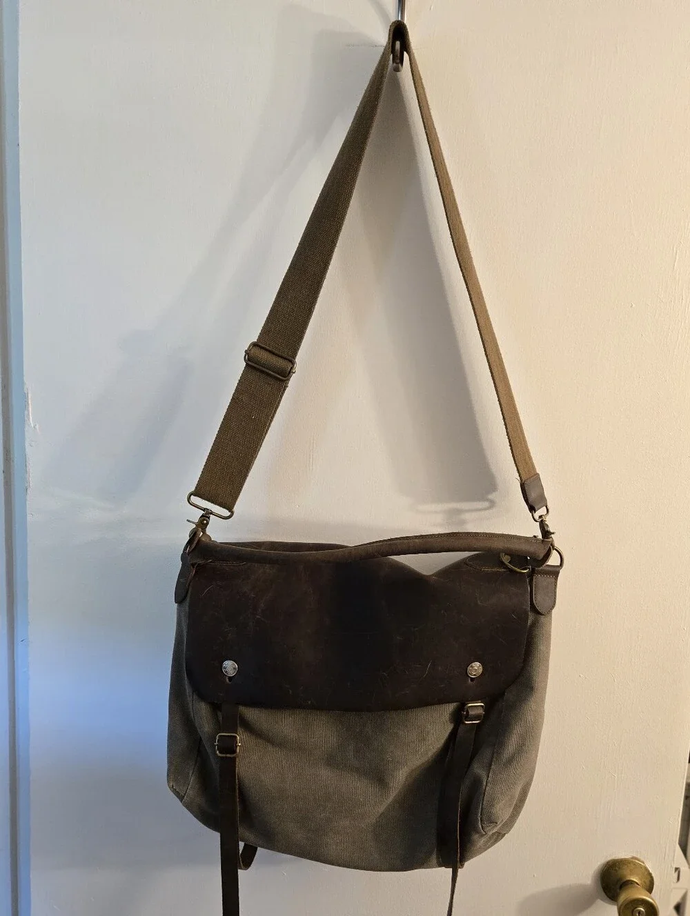 Real Leather Canvas Messenger Bag Academia